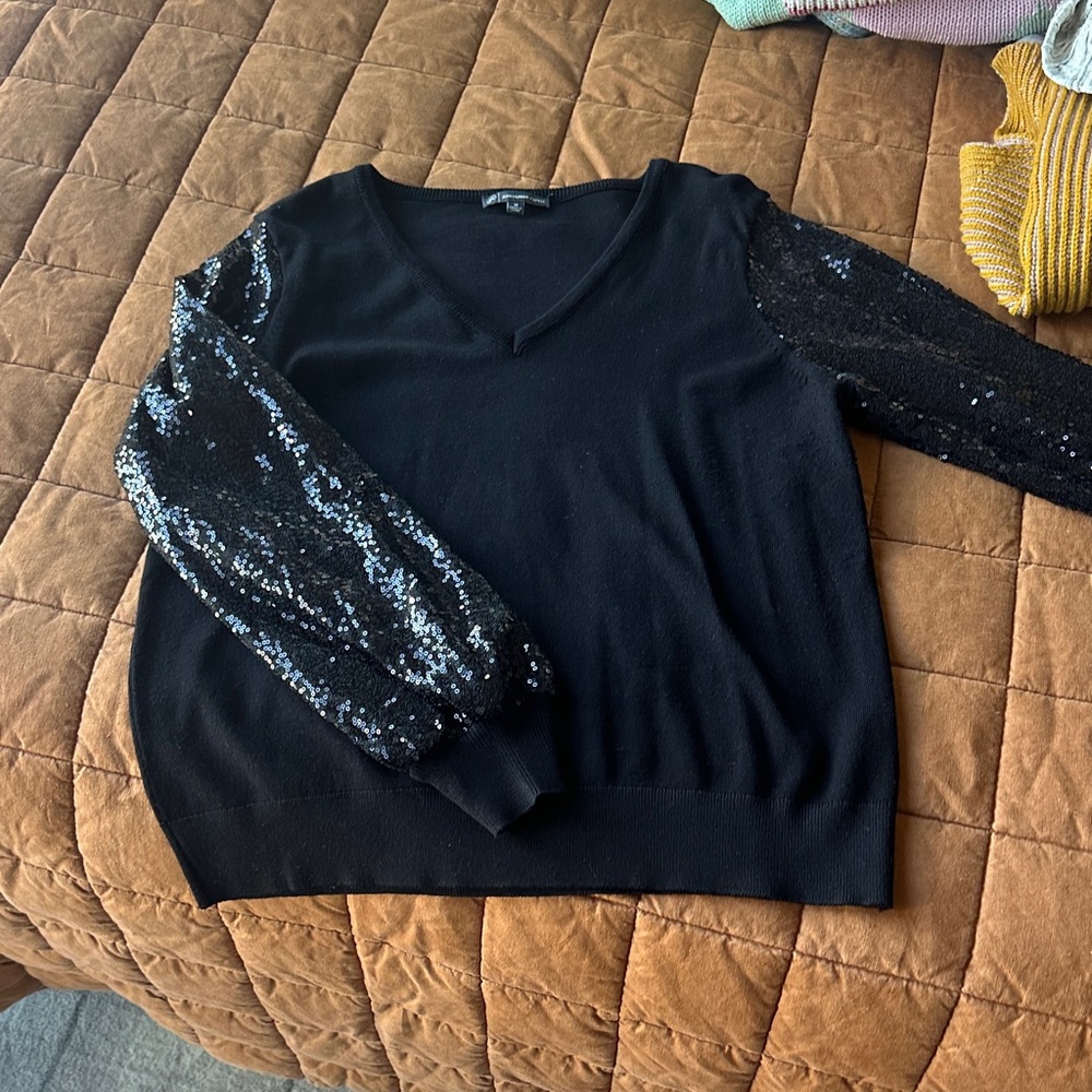 Adrianna Papell Black V-Neck Sweater with Sequin Sleeves